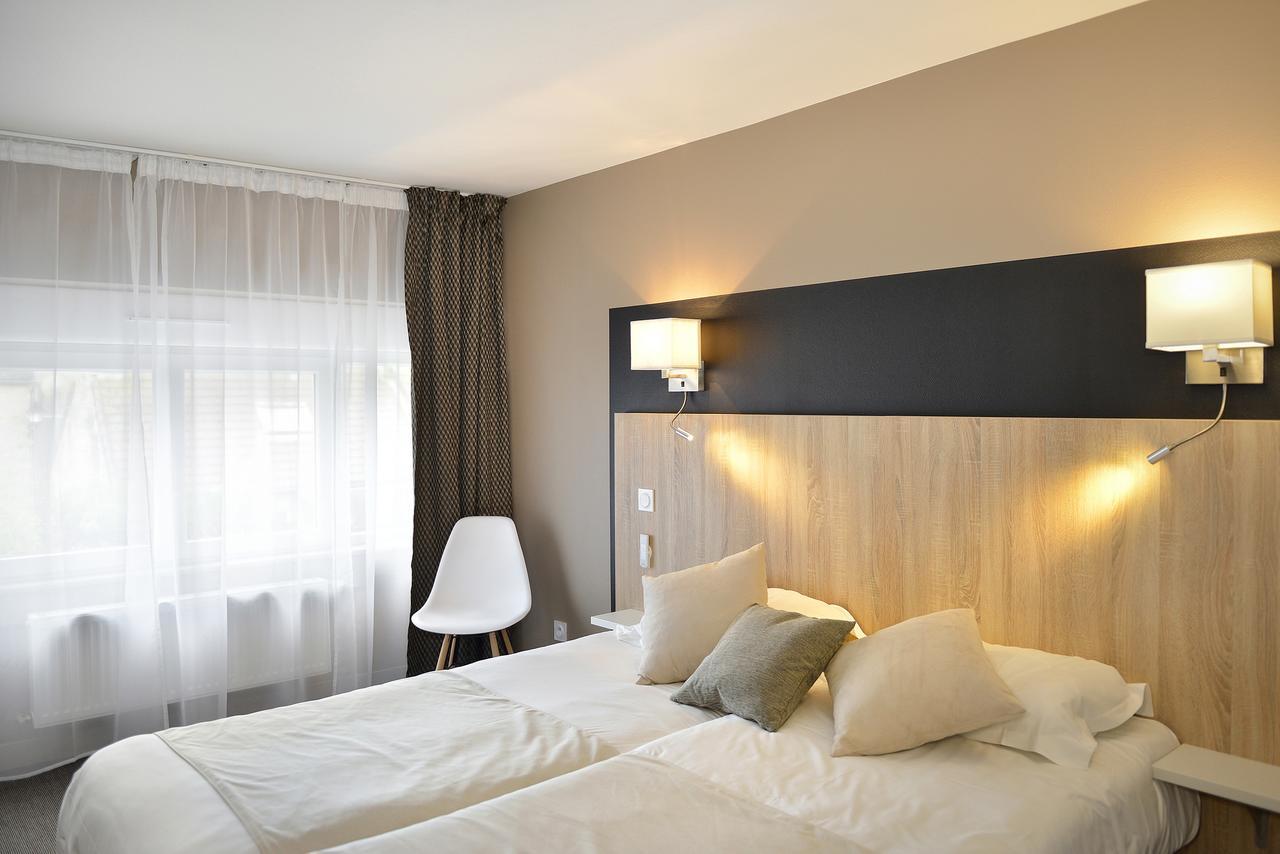 Logis Hotel Spa Restaurant Au Site Normand Клесі Екстер'єр фото
