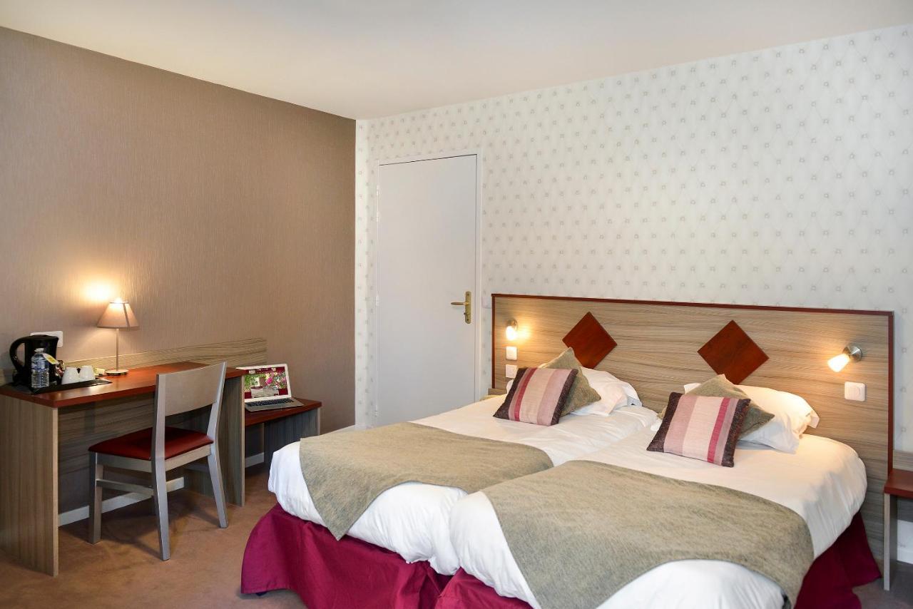 Logis Hotel Spa Restaurant Au Site Normand Клесі Екстер'єр фото